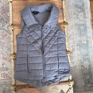 Mondetta Outdoor Project Women's Vest Small